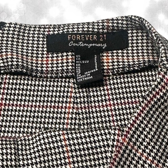 Forever 21 Classic Black and White Houndstooth Skirt - Picture 6 of 6